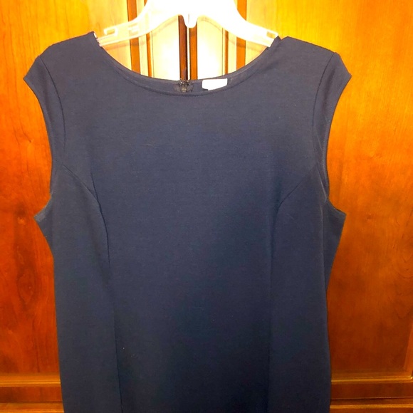 Merona Dresses & Skirts - 👗Merona Sleeveless Shift Dress